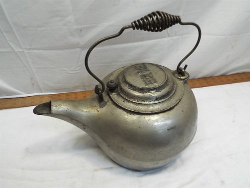 Large vintage cast iron - cast,