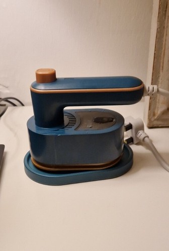 Steam iron 1 portable - steam,