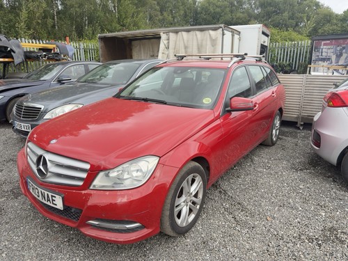 Breaking mercedes c - mercedes,