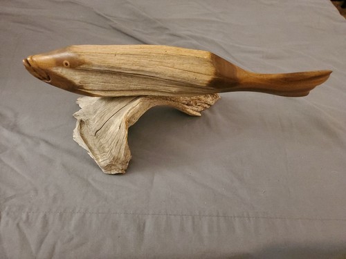 L hand carved fish - 6",