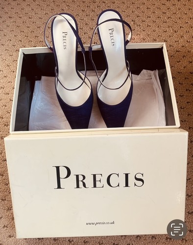 Beautiful précis heel - a,