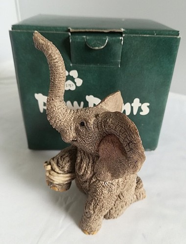 Tuskers henry paw prints - henry,,