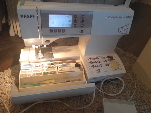 Pfaff quilt expression 2046 - expression,