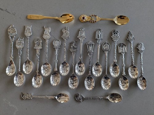 Large set collectible - -,