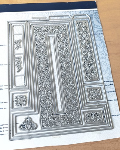 Tattered lace die set - die,