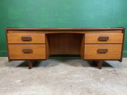 White and newton mid - mid, century