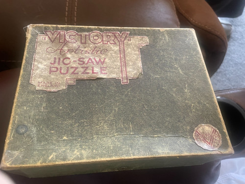 Vintage 250 piece arstistic - 250,
