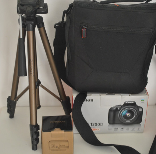 Canon eos 1300d digital slr - ,