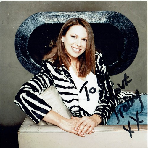 Tracey cox hand signed - tracey,