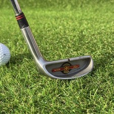 Axis Tour Oversize Chipper / Apollo Steel Shaft Regular Flex / Nexus Grip