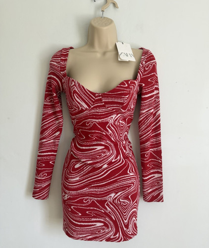 Zara red white abstract - &,