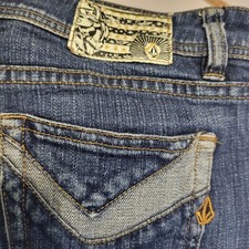 Volcom,  Design Style "Stone"