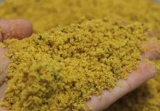 Premium egg rearing food moist - premium,