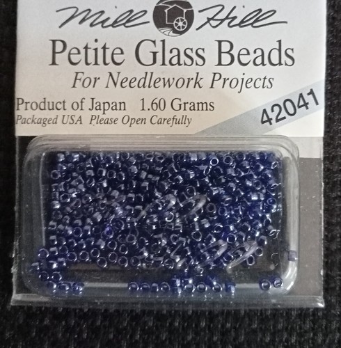 Mill hill petite glass beads - beads,