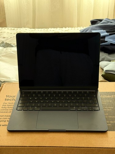 Apple macbook air - apple,