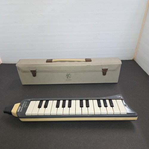 Vtg hohner melodica - hohner, piano