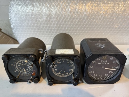 Vintage aircraft dials - vintage,