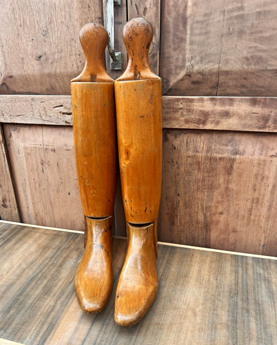 Pair wooden riding boot - wooden,