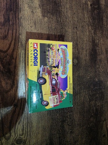 Corgi showman 06601 morris - showman,