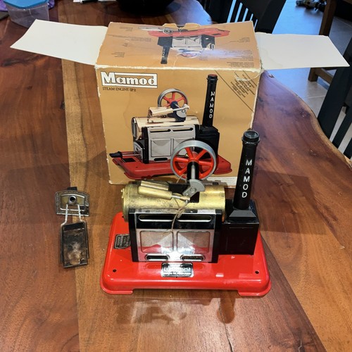 Mamod steam engine - , used