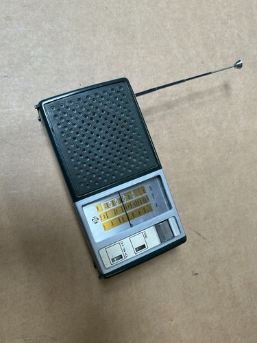 Pye 1407 vintage transistor - pye,