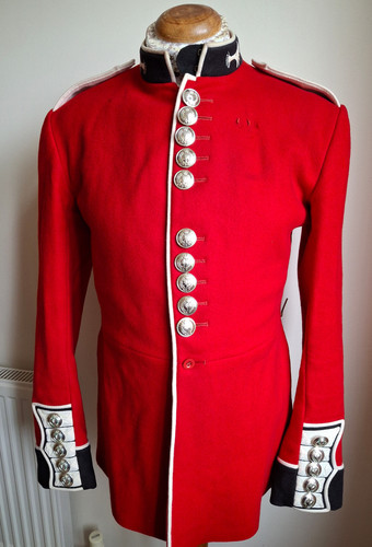 Welsh guards red ceremonial - red,