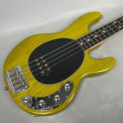 Music man stingray4 - man,