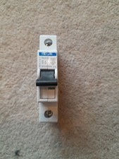 DOEPKE 6 AMP CURVE B 6kA MCB