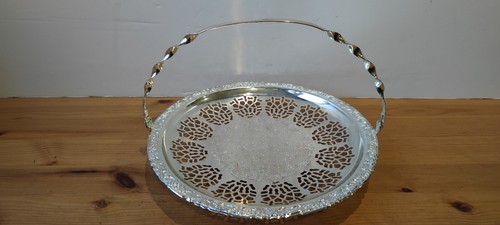Vintage silver plated cake - silver,