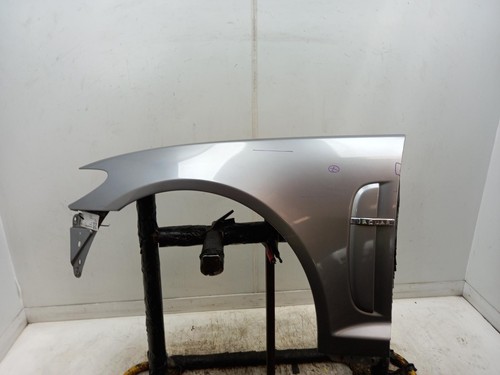 Jaguar left front wing s - front, n/s