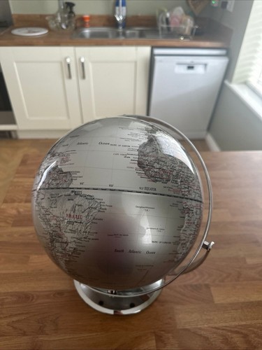 Spinning globe atlas silver - globe,