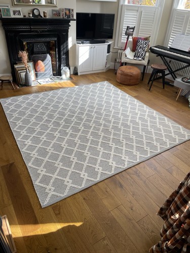 Hand knotted rug - new, low