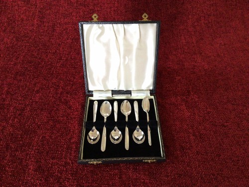 Vintage silver tea - , spoons
