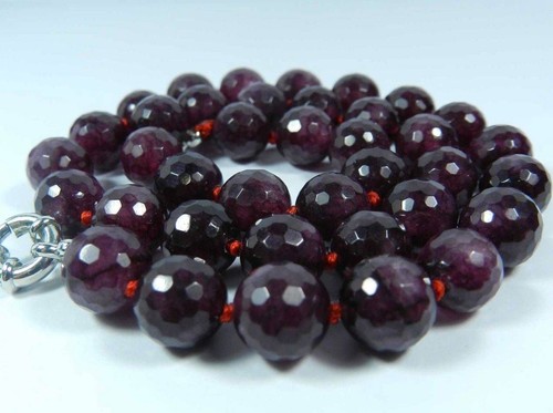 Faceted dark red garnet round - faceted,