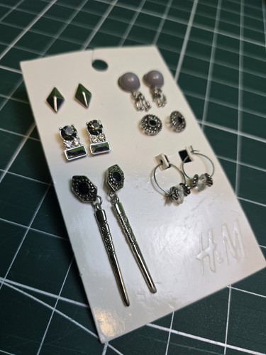 Pack of earrings for - h&m,