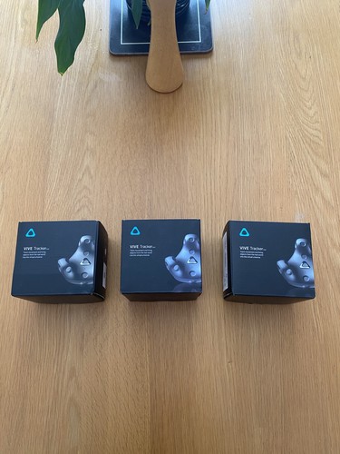 Htc vive trackers - 3,