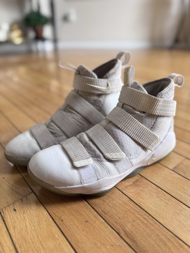 Nike lebron soldier - 11, triple