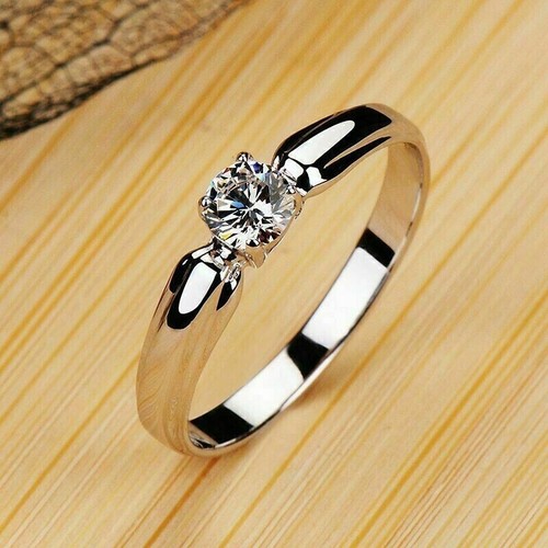 Round cut diamond - ct,