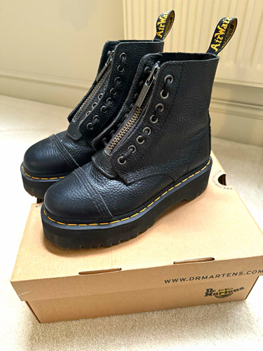 Martens black leather - dr.,