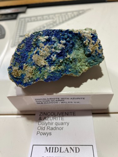 Zincolivenite azurite etc - [etc],