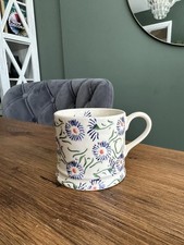 Emma Bridgewater Early Backstamp Blue Daisy 1/4 Pint Mug
