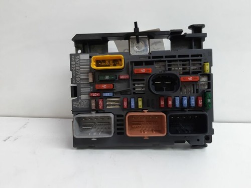 9675877980 fuse relay box