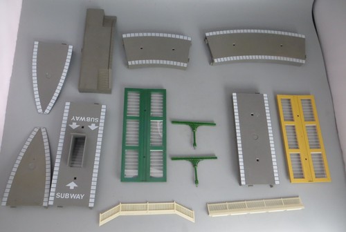 Hornby station platform - station,