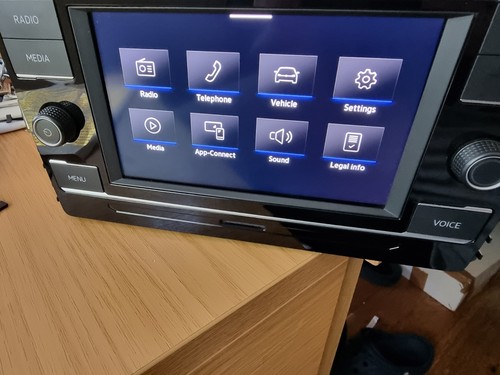 Transporter head unit - vw,