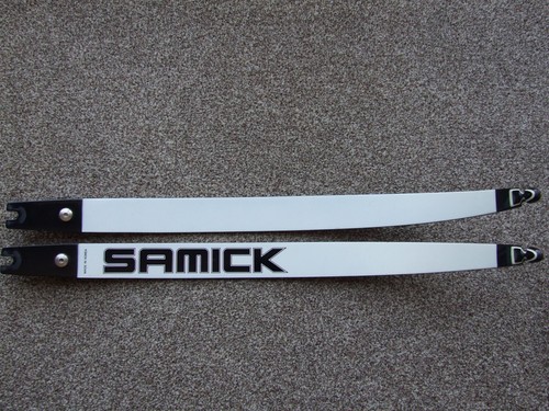 Samick recurve short limbs