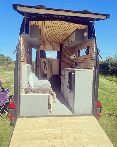 Horse trailer person camper - horse, 2