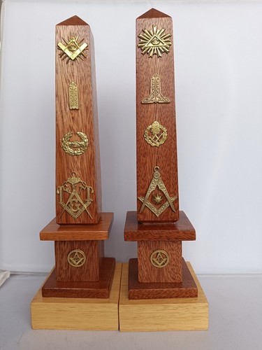 Masonic wooden columns - ,