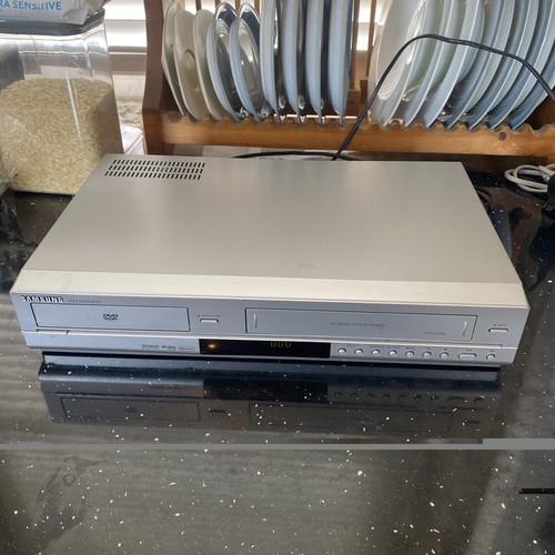 Samsung dvd v6700s - dvd, combo