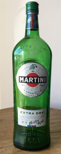 Empty martini extra - martini,