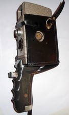 VINTAGE 1950s BELL & HOWELL ONE-NINE CINE/MOVIE CAMERA WITH GRIP: WORKING